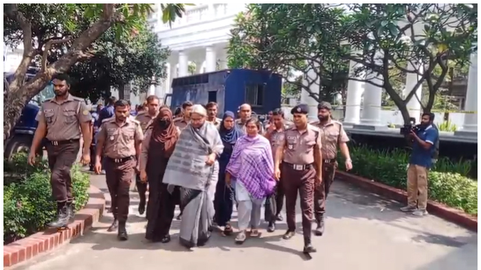 শাপলা চত্বর মামলায় ট্রাইব্যুনালে হাজির দীপু মনি, রূপা ও মোজাম্মেল বাবু
